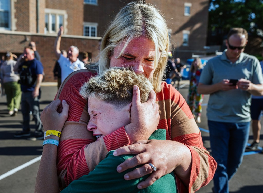 Dispatch Politics Roundup: Tragedy in Minnesota