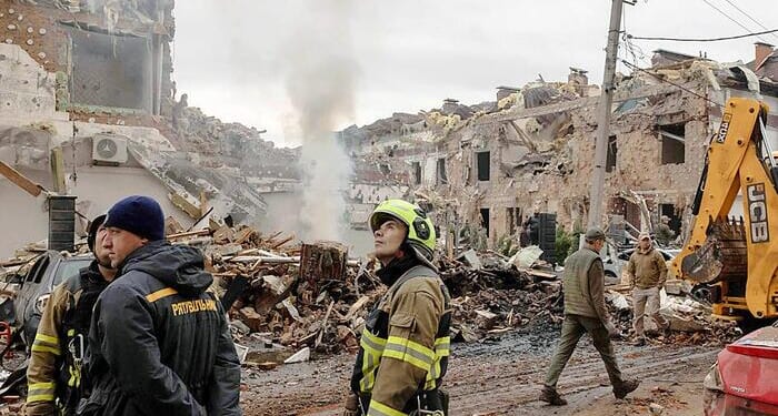 Russia Launches Massive Strikes On Kyiv As Kupiansk Ready To Fall