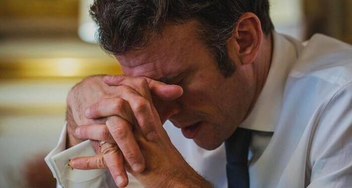 France On The Brink: Debt Spiral And Political Paralysis