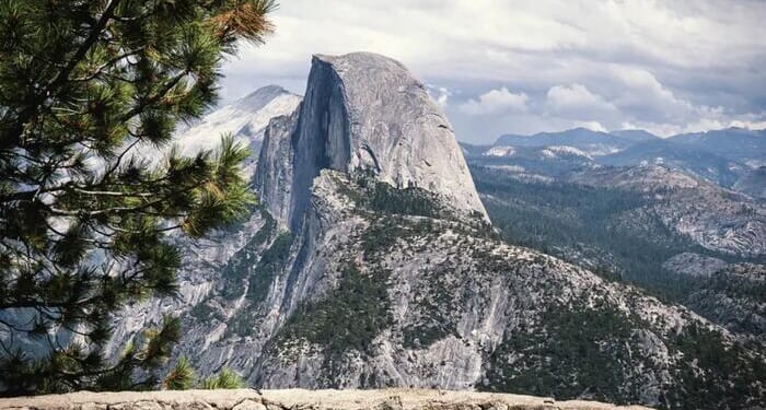 Base-Jumpers, Squatters, & Illegal Activity: Yosemite Becoming The "Wild West" Amidst Government Shutdown
