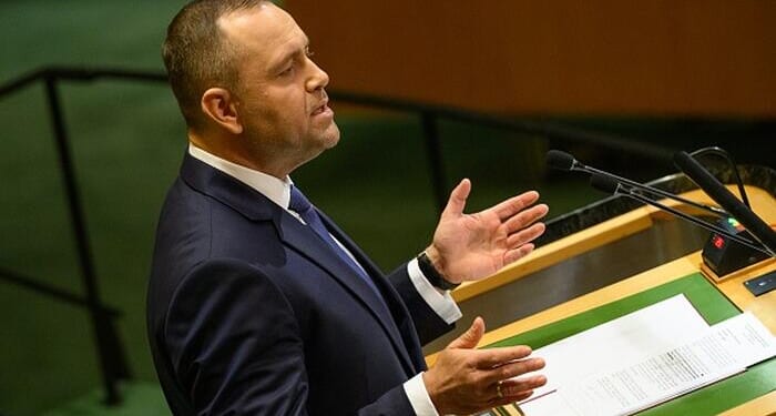 "We Will Not Agree!" - Polish President Rejects EU Migrant Relocation Plan