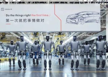 'Most Humbling Thing I've Ever Seen': Western Business Leaders 'Terrified' After Touring Chinese Factories