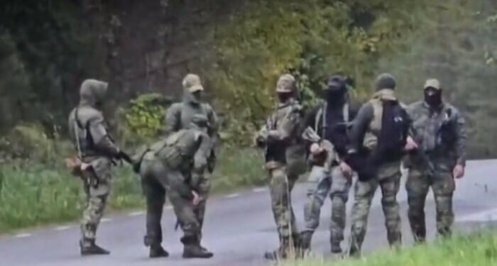 Unusual Appearance Of Armed 'Mystery' Russian Men On Estonia's Border Raises NATO Alarm