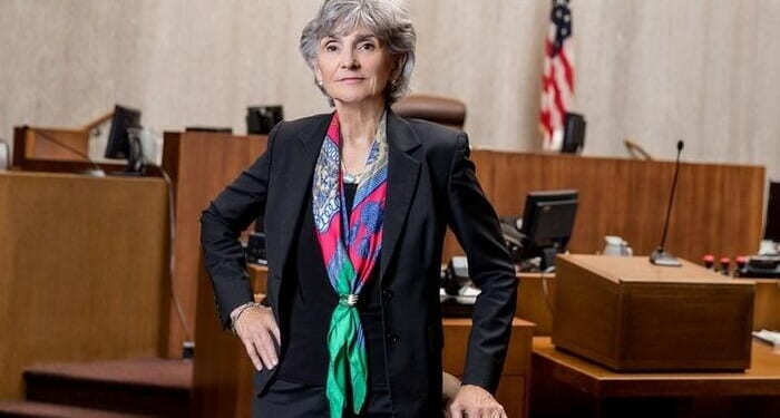 Another Judge Hijacks Oval Office, Halts Federal Filings During Shutdown