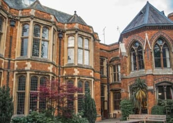 Oxford Union President-Elect Who Celebrated Charlie Kirk Shooting Ousted