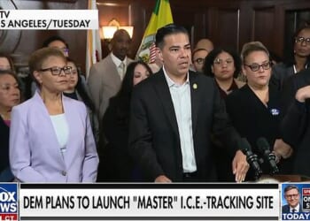 "Like Giving A Map To A Hitman": Democrats To Launch ICE Tracker