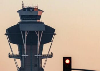 Air Traffic Controllers Ask Public For Donations As Shutdown Drags On