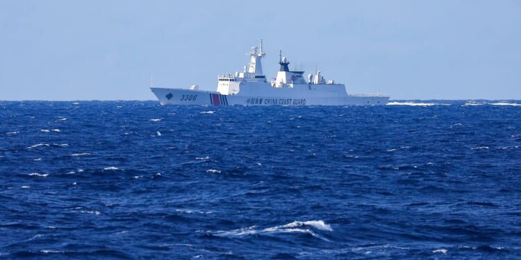 A white ship in the ocean