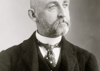 A man in a suit and tie