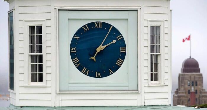 What To Know About The Push To 'Lock The Clock' On Daylight Saving Time