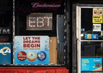 Trump To Democrats: SNAP Returns Only After Gov't Reopens; USDA Warns Grocers On Illegal Food Stamp Discounts