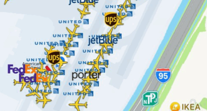 As Thanksgiving Travel Looms, Airport Chaos Threat Could Force Washington To End Shutdown