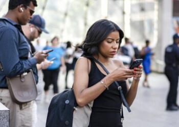 Inside The Growing Trend Of Digital Detoxing