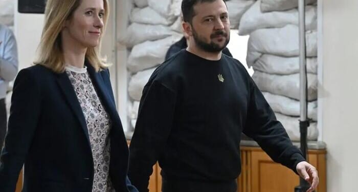 Ukraine & Europe Reject Trump's Russia Peace Plan, Prepare Emergency Call