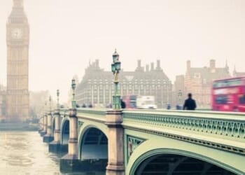 UK Greenlights First Rolls-Royce SMR Project Despite US Pushback