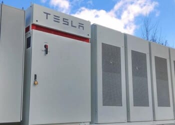 Grid-Scale Battery Boom Sparks Lithium's Comeback