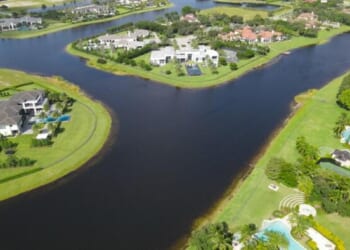 Why Are The Elites Moving Into High Security 'Fortress Communities'