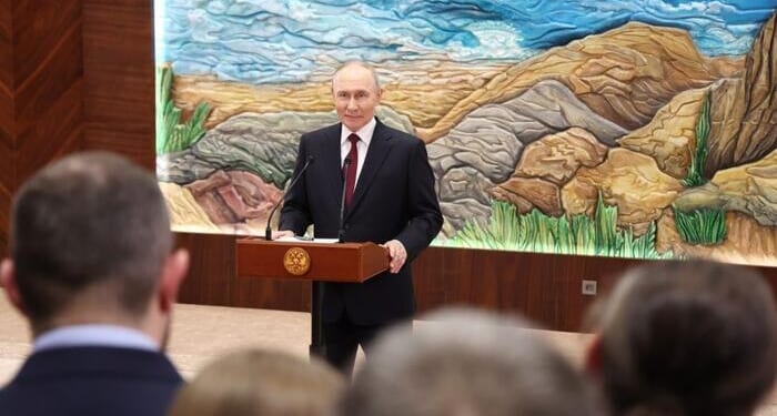 Putin Says US Plan Could Be 'Basis' For Ukraine Deal