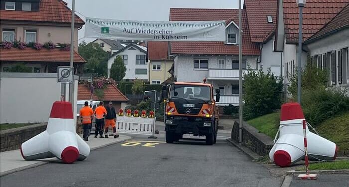 German Christmas Market Installs 'Anti-Tank' Barriers; Public Cheers 'Creative' Solution