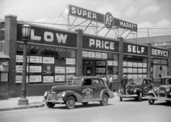 Super Market, Durham, North Carolina, USA, Jack Delano, Office of War Information, May 1940