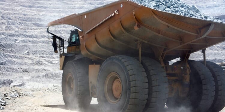 Trump Signs Trade Deals with Four Southeast Asian Countries