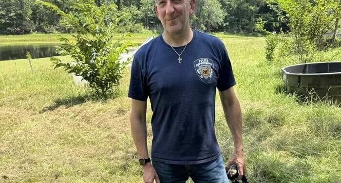 UK Man Arrested For Posing With Gun In Photo Taken While In The US