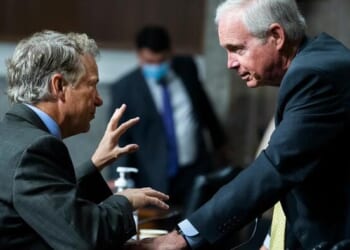 GOP Divide Deepens Over Venezuela: Ron Johnson Says "Get Rid of Maduro" While Rand Paul Calls It "Offensive War Of Choice"