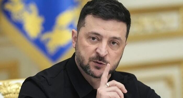 Zelensky 'Systematically Sabotaged' Ukraine Anti-Corruption Efforts, NYT Concludes 