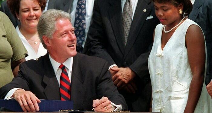 Justice Department Quietly Reverses Clinton-Era Rule On Immigrant Welfare Benefits