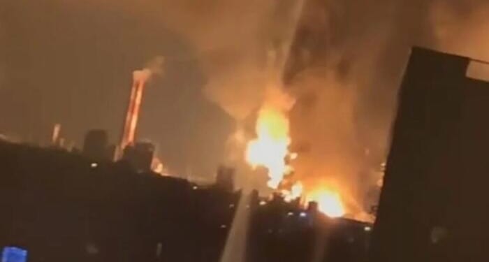 More Ukrainian Strikes On Russian Energy Sector Amid Ongoing Pressure For Zelensky To Make Concessions