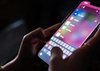 New York To Demand Warning Labels On Social Media Platforms