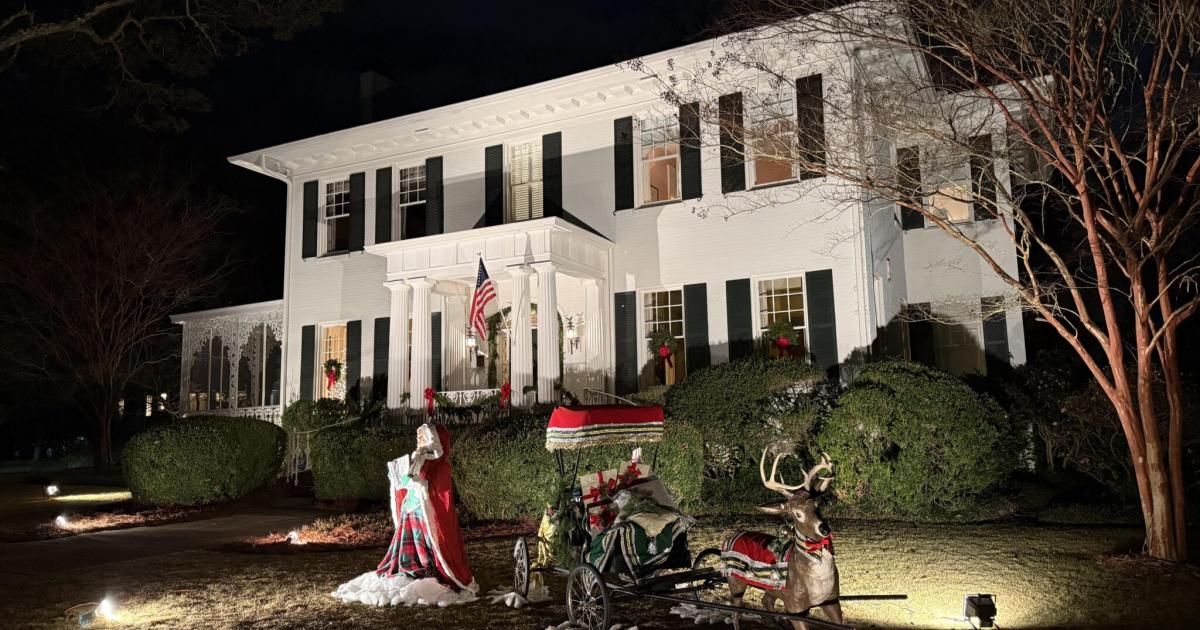 A Very Merry Southern Christmas