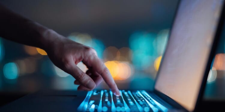 Britain Is Reshaping the Global Internet Without Americans’ Consent