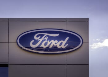 U.S. Automakers Pull Back from Electric Vehicles