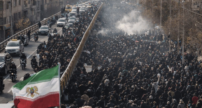 Ex-CIA Analyst: Neocons Prematurely Celebrate Over Protests In Iran