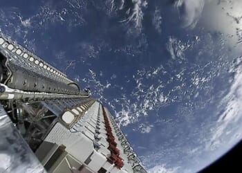 4,400 Starlink Satellites To Move To Lower Orbit