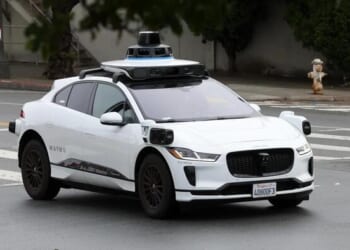 Waymo, Santa Monica Sue Each Other Over Charging Stations