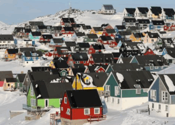 Micro Greenland Lender Whipsaws As Trump Headlines Ignite Investor Frenzy