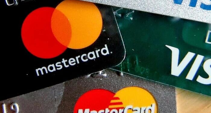 "Affordability!": Trump Calls For Temporary 10 Percent Cap On Credit Card Interest Rates