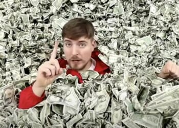 MrBeast Broke? Billionaire YouTuber Claims He Has "Negative Money" As Tom Lee Invests $200M