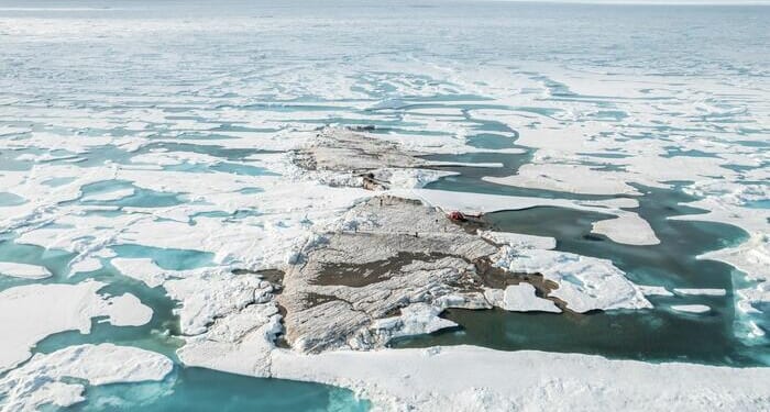 Trump Stuns By Floating Tariffs On Countries That Stand In The Way On Greenland