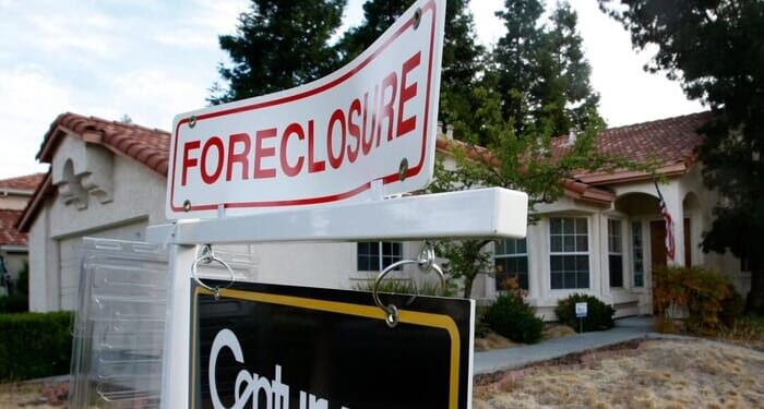 US Foreclosures Up 14% In 2025; Florida Tops States