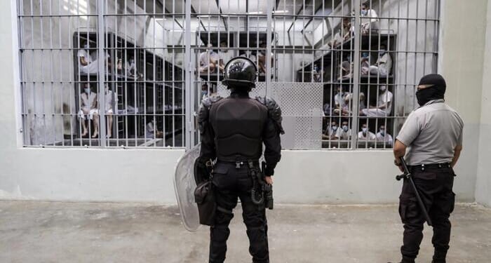 CBS Finally Airs Updated '60 Minutes' Report On US Deportations To Salvadoran Prison