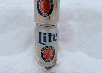 Winter Storm In "Ludicrous Mode" As 10,000 Flights Canceled, Power Outages Near 1 Million, And Grids Strained