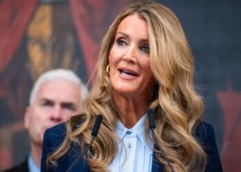 SBA Suspends More Than 1,000 Companies From Federal Contracting Program