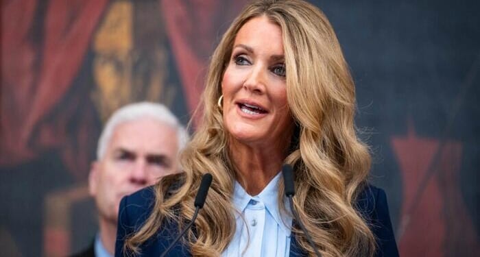 SBA Suspends More Than 1,000 Companies From Federal Contracting Program