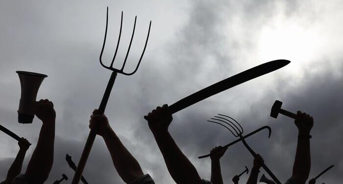 The US Economy In A Nutshell: A Few Winners, Everyone Else Loses Ground