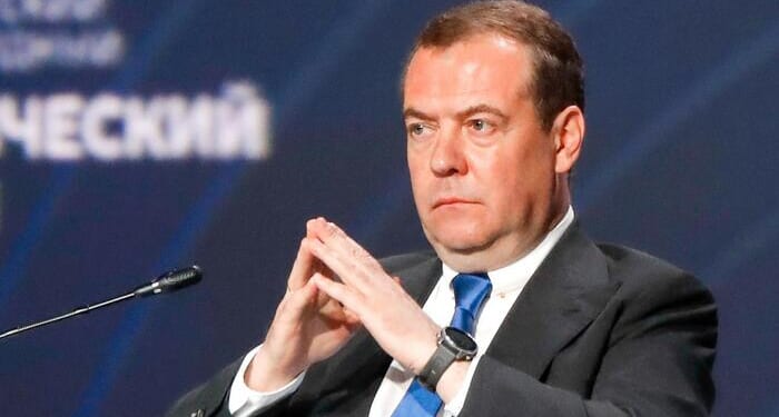 World's Nuclear Club Will Grow If US Doesn't Act By Thursday, Medvedev Warns