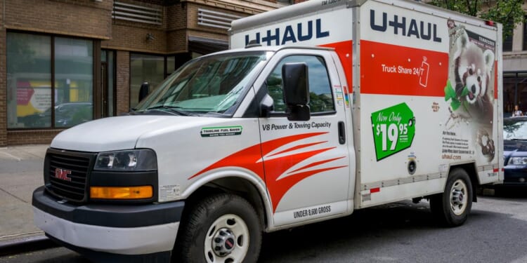 Why Are Americans Fleeing Blue States for Red States?