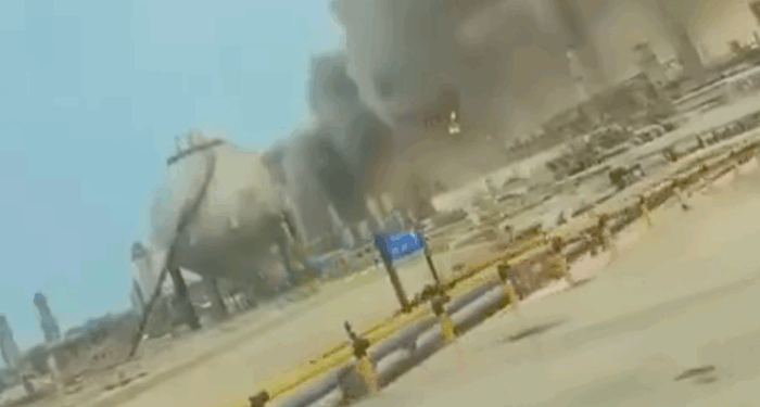 Oil Shock Risk: Major Saudi Refinery Halts Operations After Drone Strike